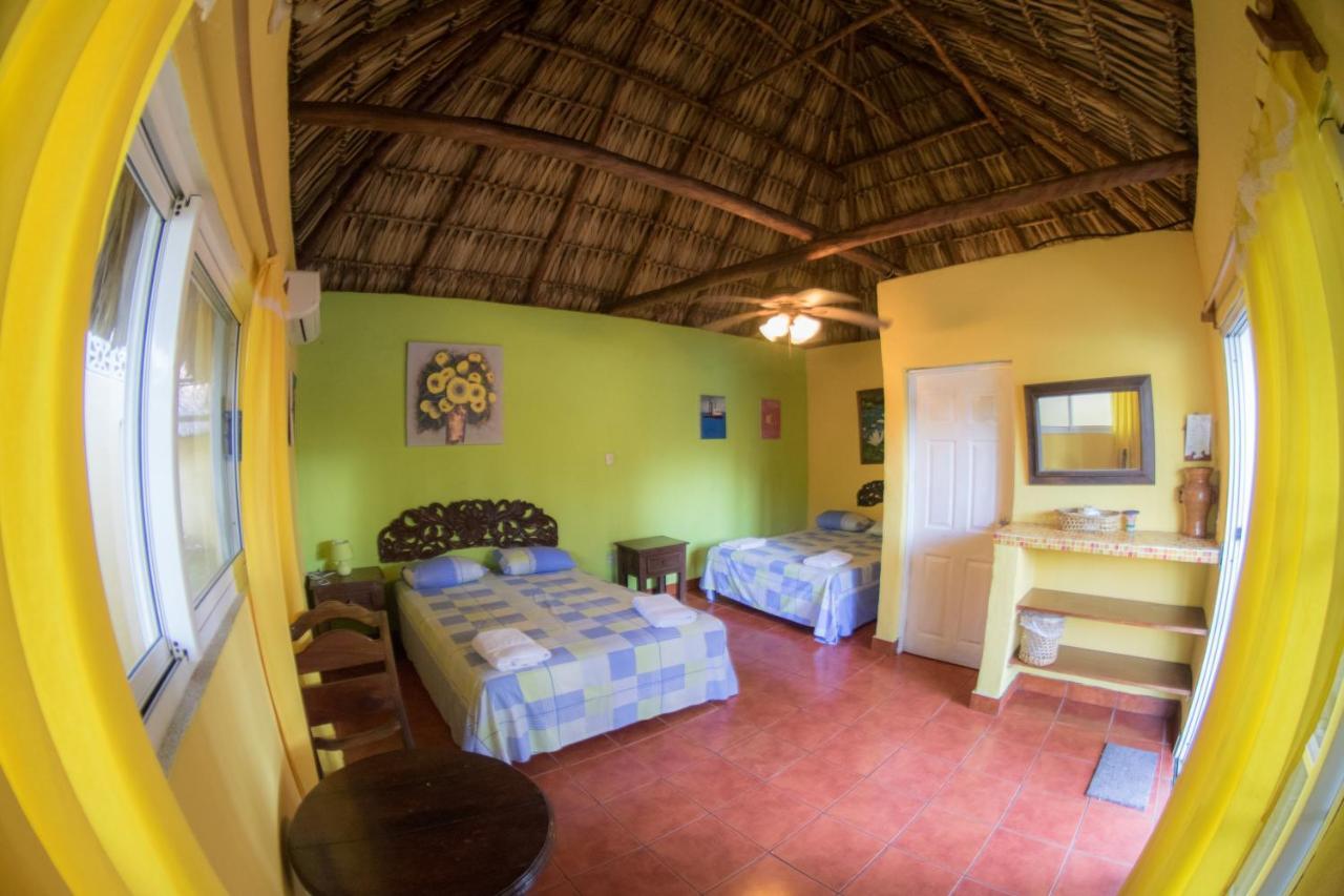Hotel Cafe Del Sol Monterrico Ngoại thất bức ảnh